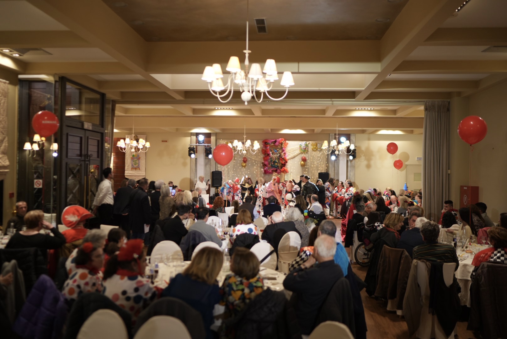 ΧΟΡΟΣ ΔΗΜΑΡΧΟΥ