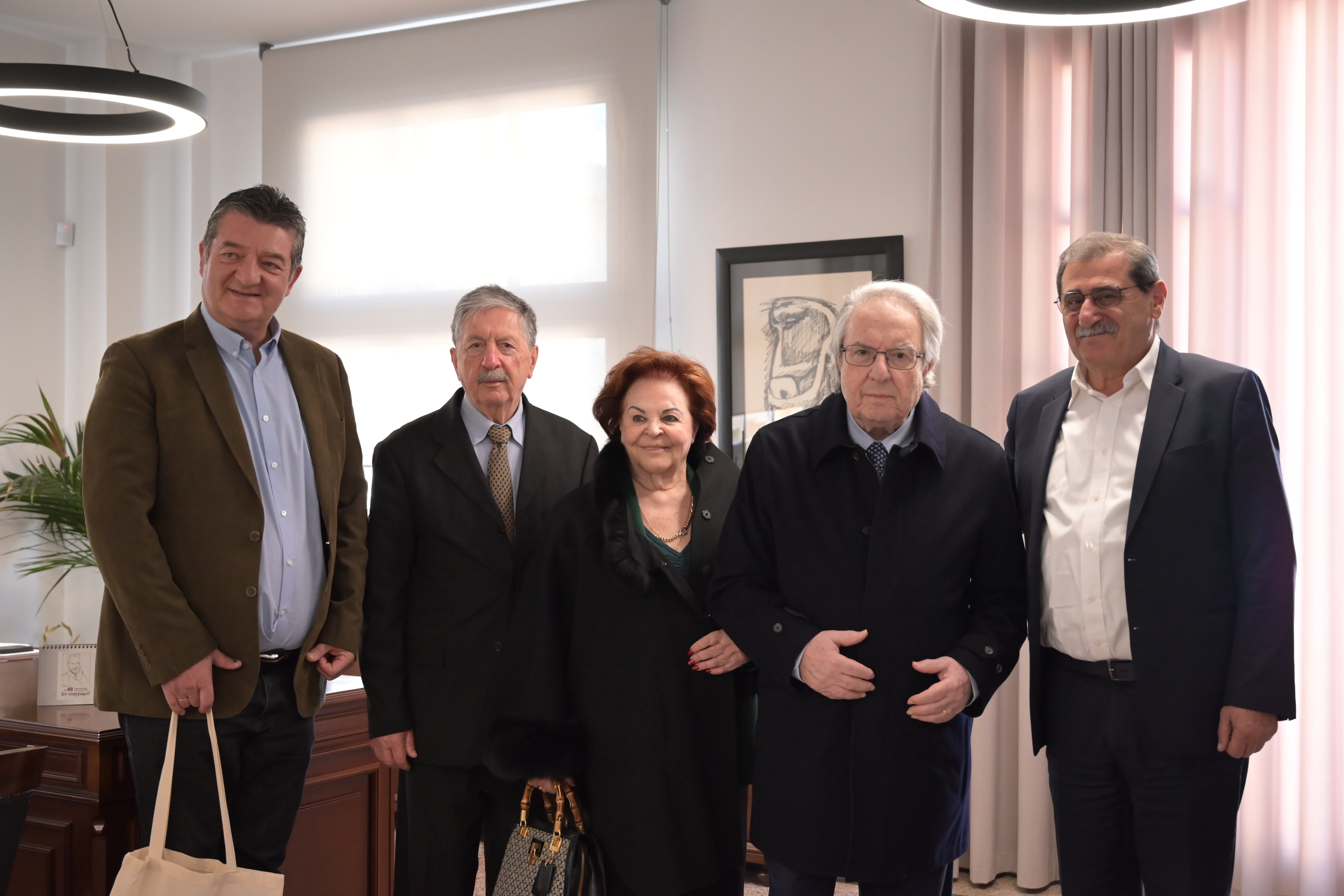 ΜΠΑΜΠΙΝΙΩΤΗΣ ΣΤΟ ΔΗΜΑΡΧΕΙΟ