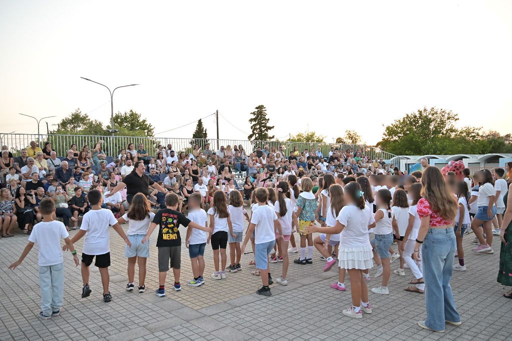 ΓΙΟΡΤΗ ΚΑΤΑΣΚΗΝΩΣΗ2