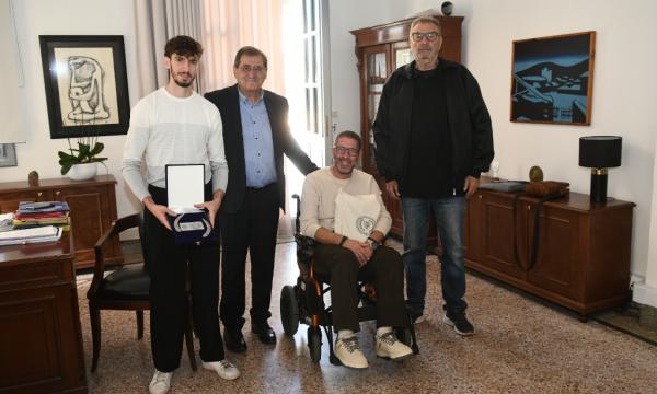 ΔΗΜΑΡΧΟΣ - ΣΚΟΥΡΛΕΤΗΣ