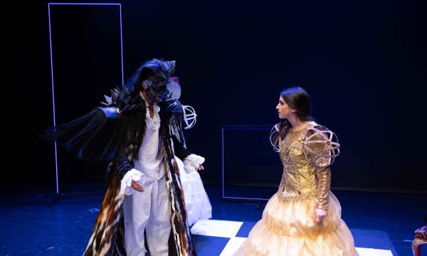 Η Πεντάμορφη και το Τέρας 