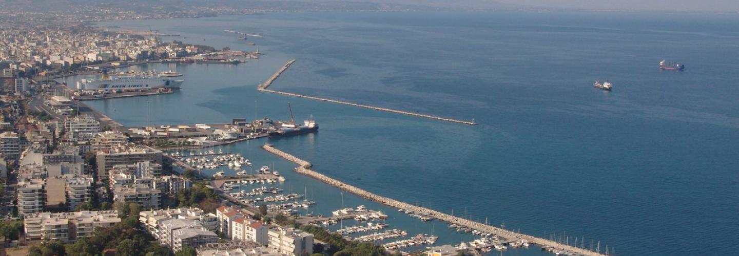 ΠΑΡΑΛΙΑΚΗ ΑΠΟ ΨΗΛΑ