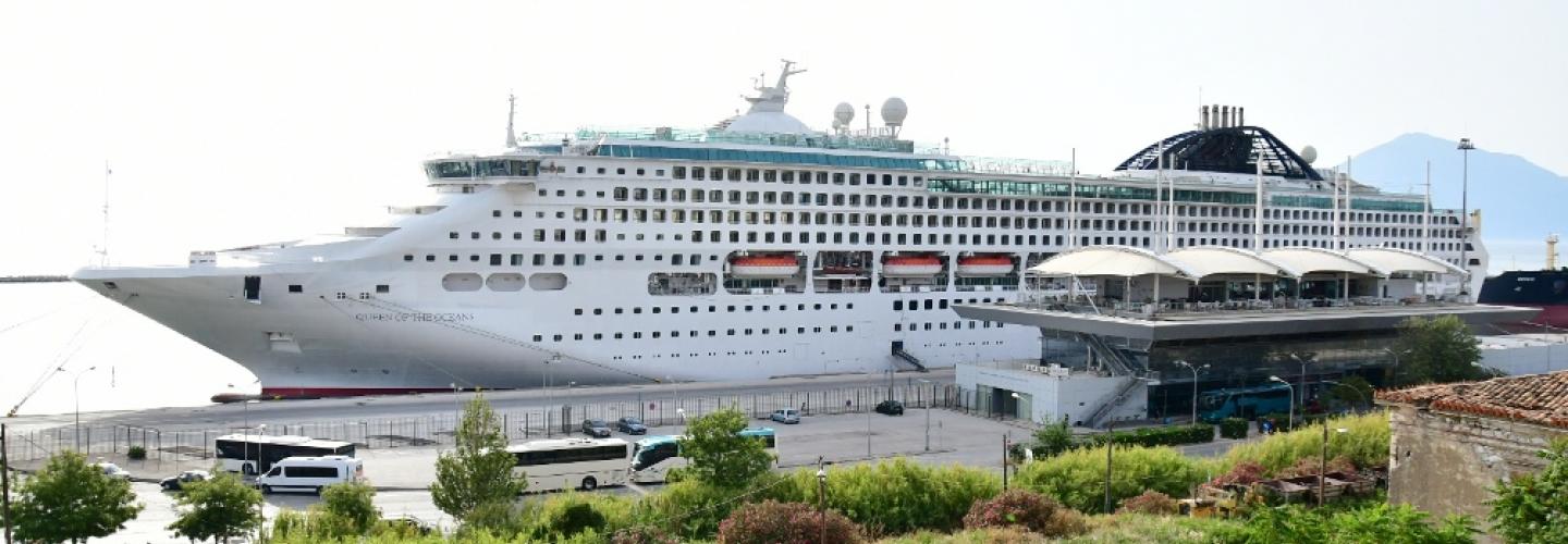 ΠΑΡΟΠΛΙΣΜΕΝΟ ΠΛΟΙΟ 1