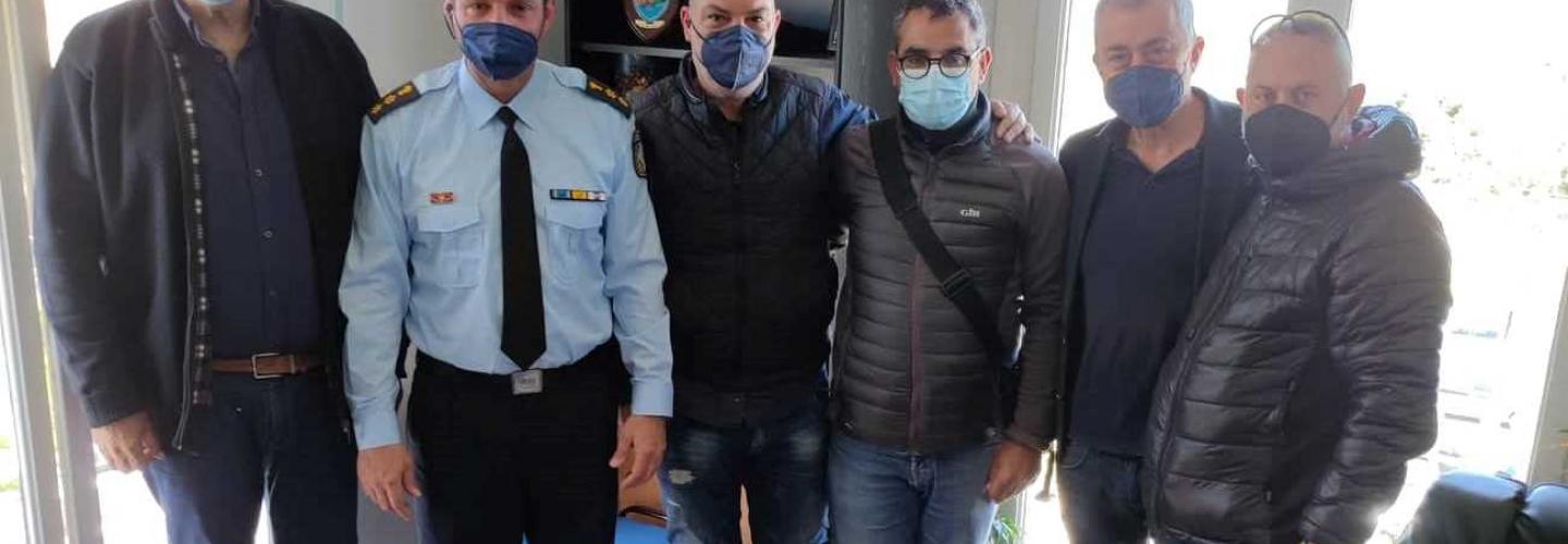 ΠΕΤΡΟΠΟΥΛΟΣ ΜΕ ΝΤΕΜΙΡΗ