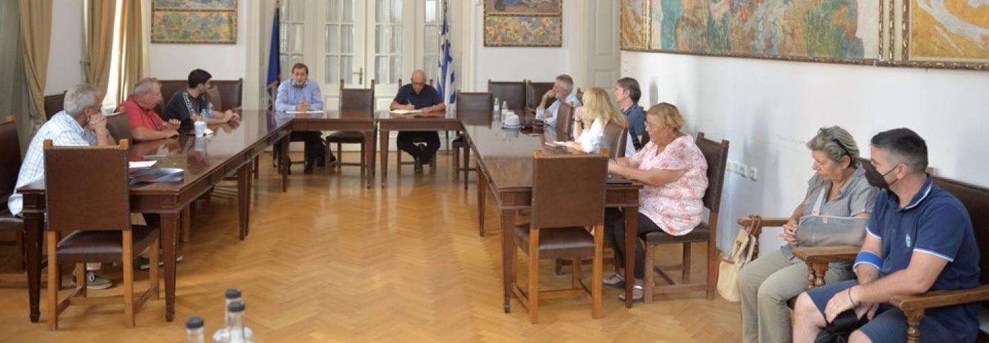 ΣΥΣΚΕΨΗ ΓΙΑ ΤΟ ΤΡΕΝΟ