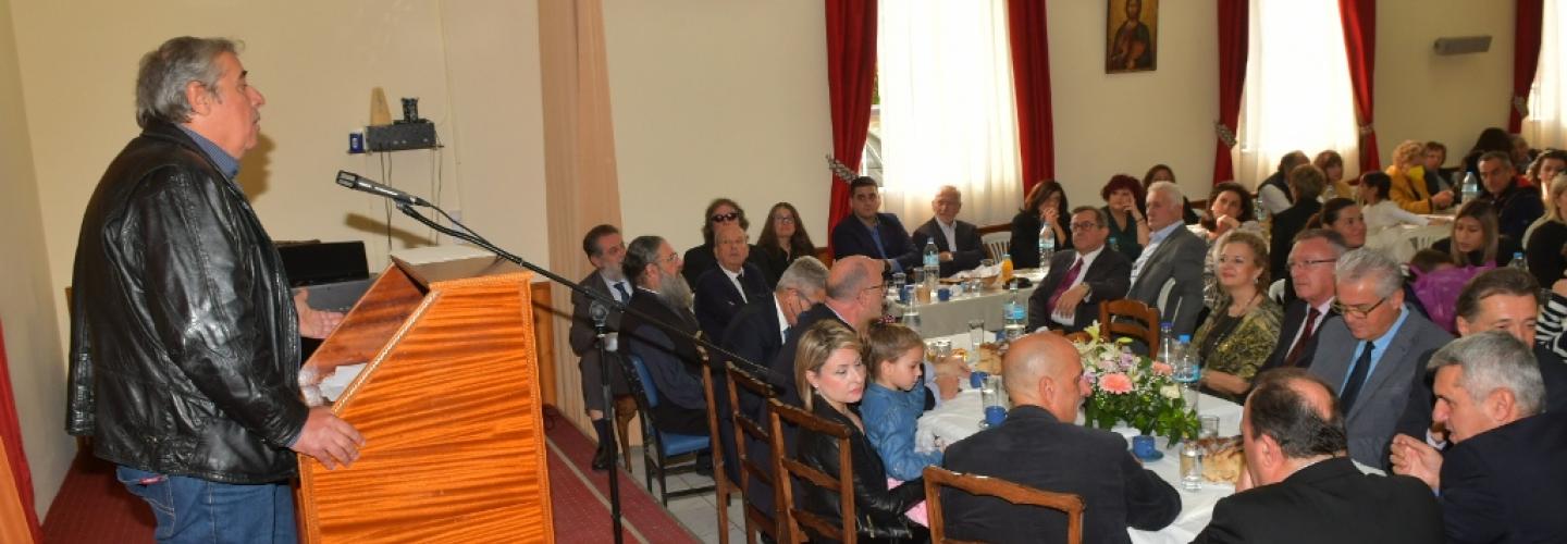 ΠΕΛΕΚΟΥΔΑΣ ΠΟΛΥΤΕΚΝΟΙ