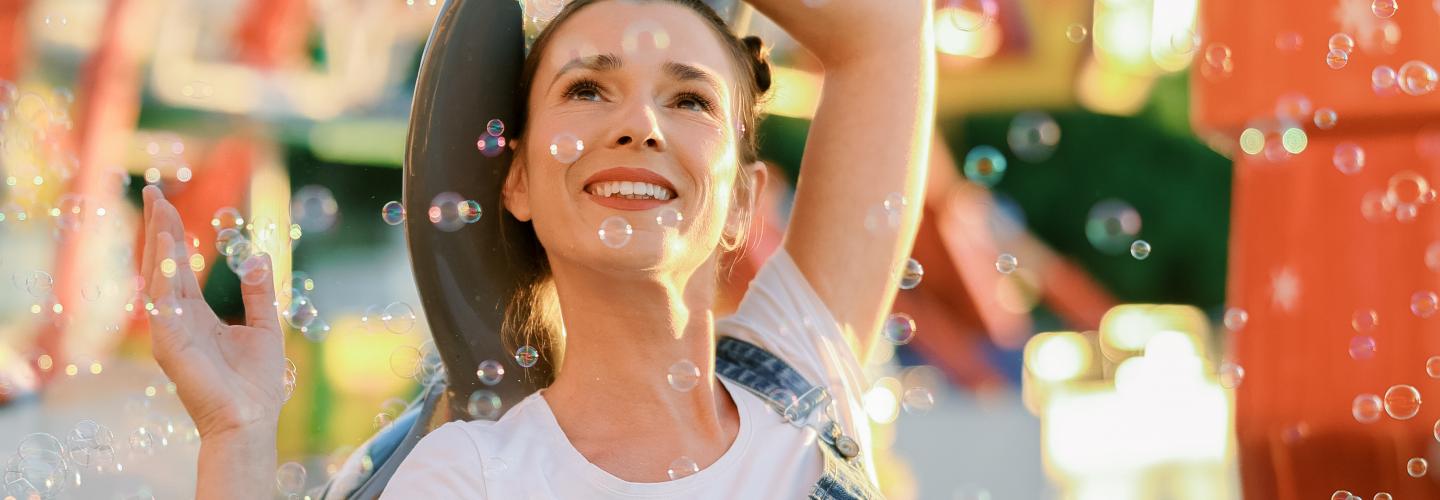 ΑΤΑΚΤΟΙ ΗΡΩΕΣ