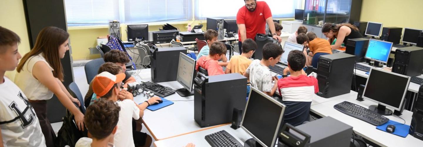 ΚΑΤΑΣΚΗΝΩΣΕΙΣ - ΡΟΜΠΟΤΙΚΗ