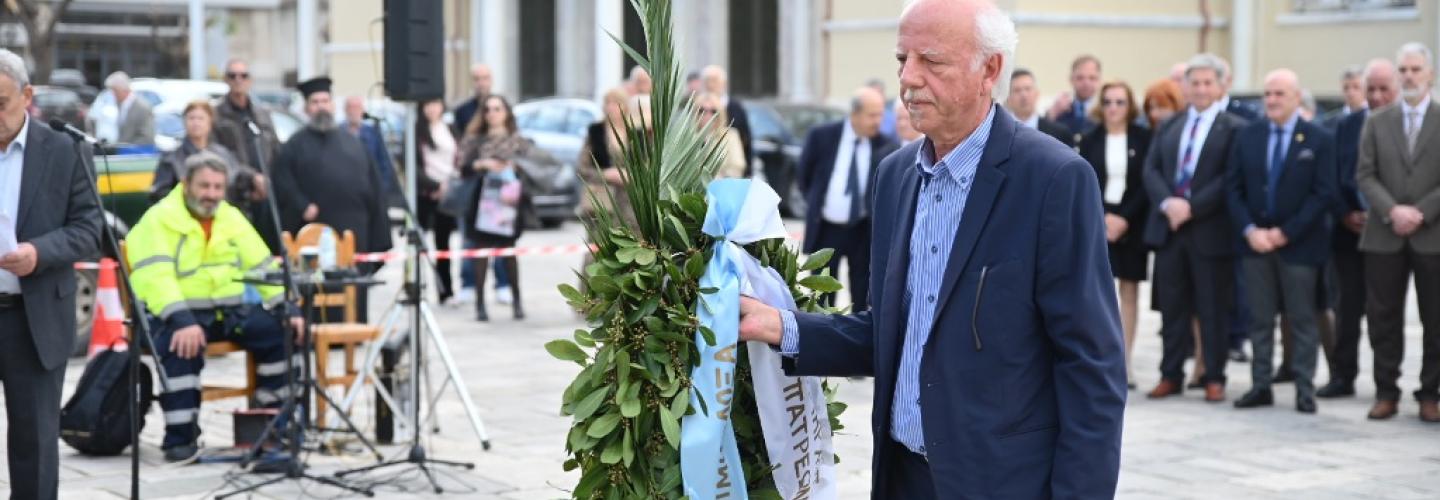 ΠΛΕΣΣΑΣ ΗΜΕΡΑ ΕΝΟΠΛΩΝ ΔΥΝΑΜΕΩΝ